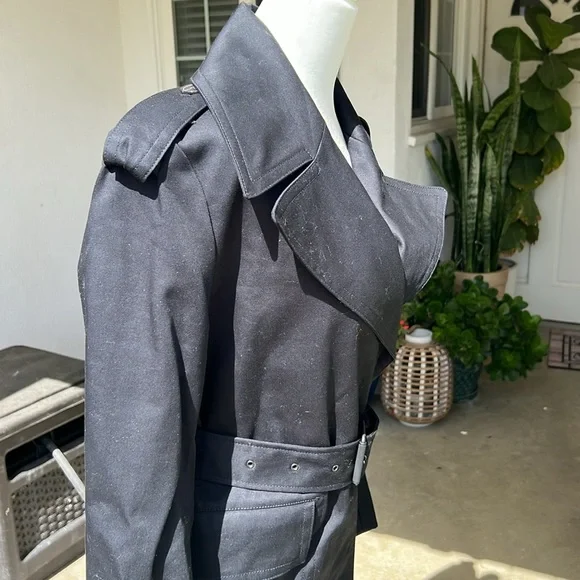 Banana Republic Trench Coat - Picture 10 of 16